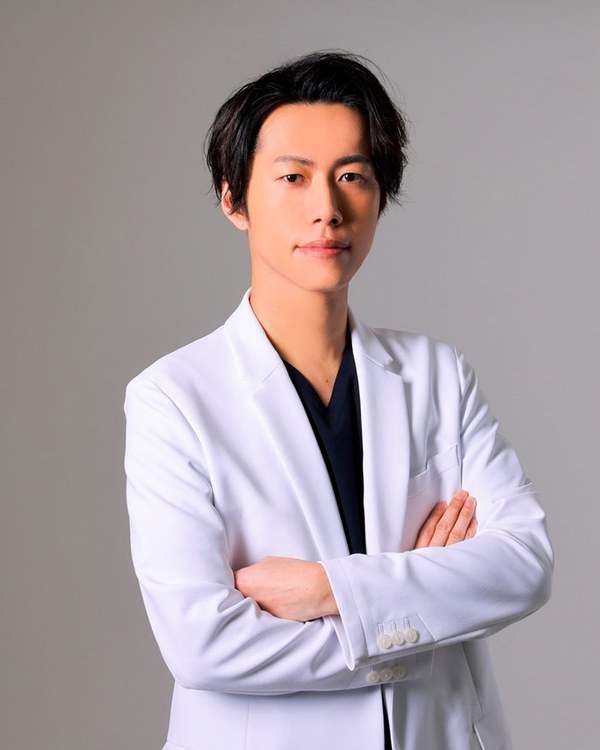 TRUE.ginza 岩田 勇児 院長