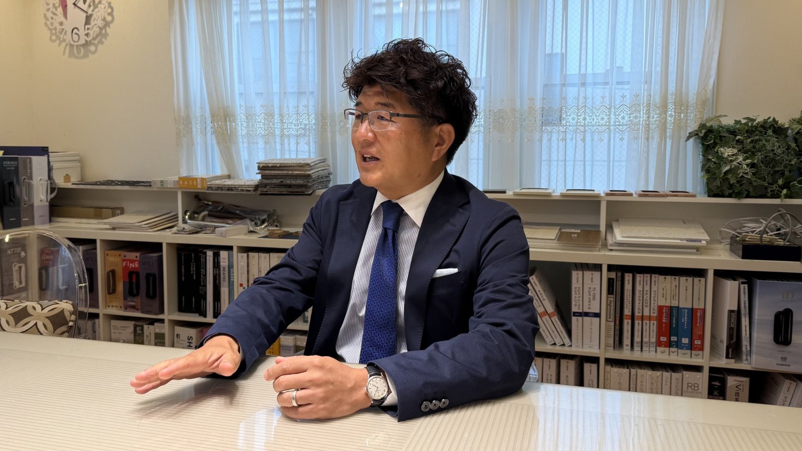 インタビューに答える株式会社ラカリテ 髙橋邦光さん